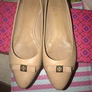 Tory burch beige Flats sz 8.5